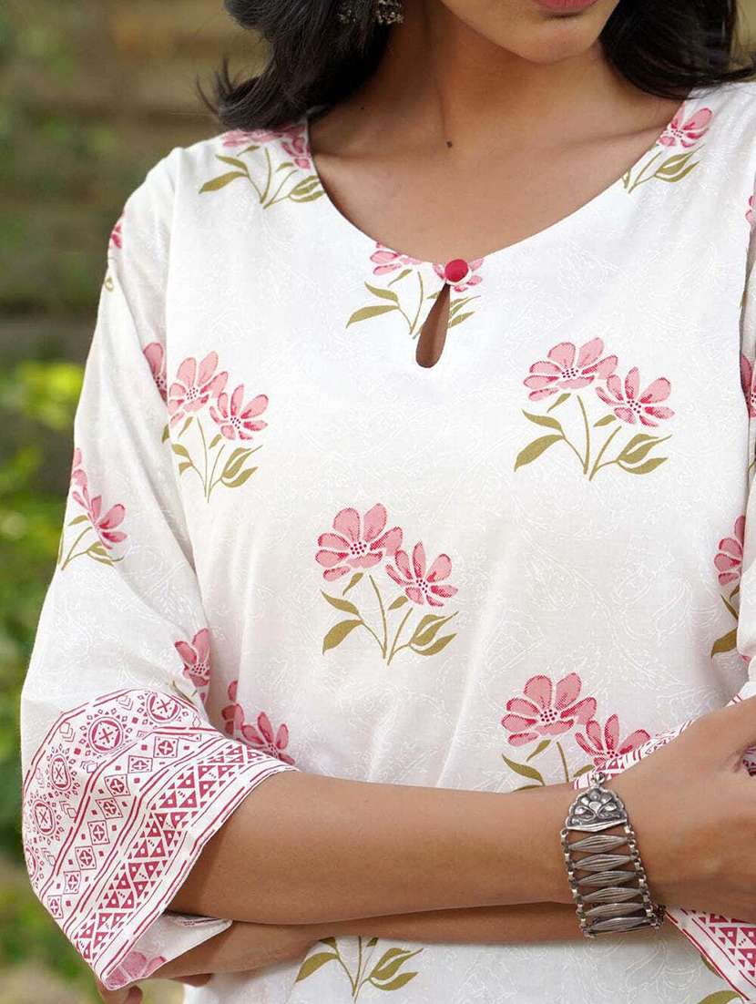 Women Printed Three Quarter Sleeves Kurta Salwar Set - 22543588 -  Standard Image - 3