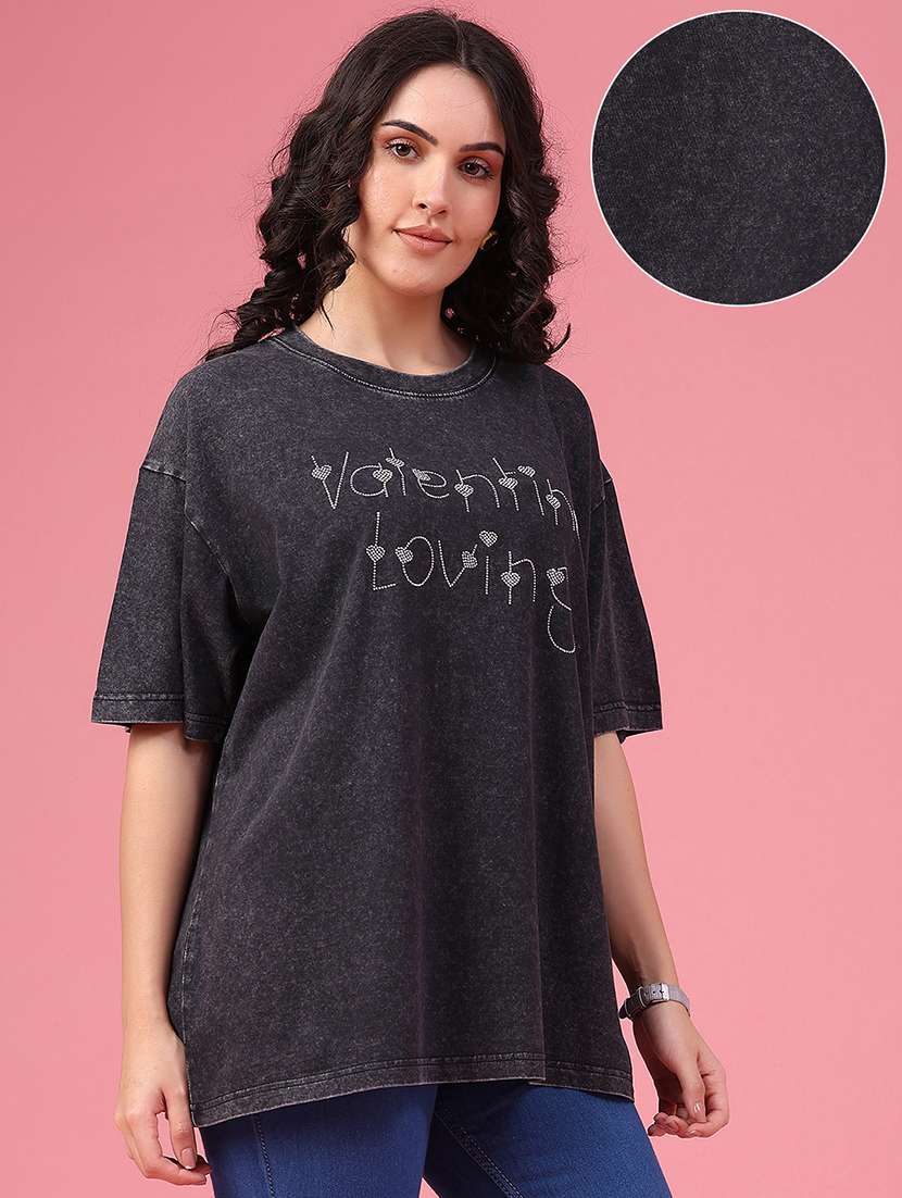 women embellished short sleeves oversized t-shirt - 22546132 -  Standard Image - 3