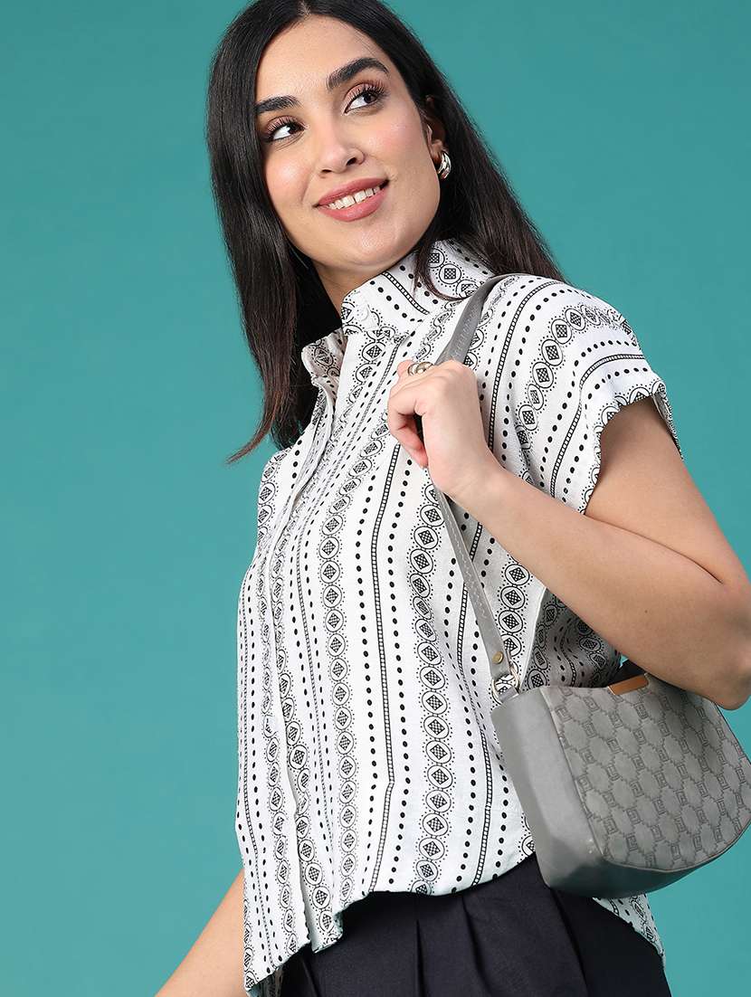 women printed short sleeves regular shirt
