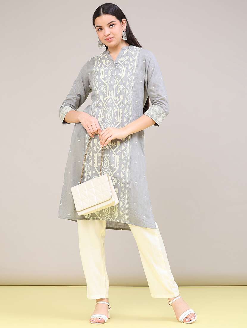 women self design three quarter sleeves straight kurta