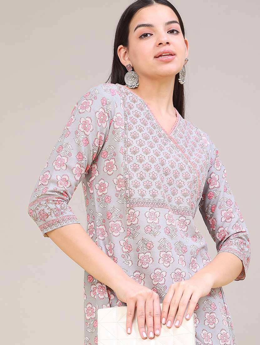 women printed three quarter sleeves a-line kurta