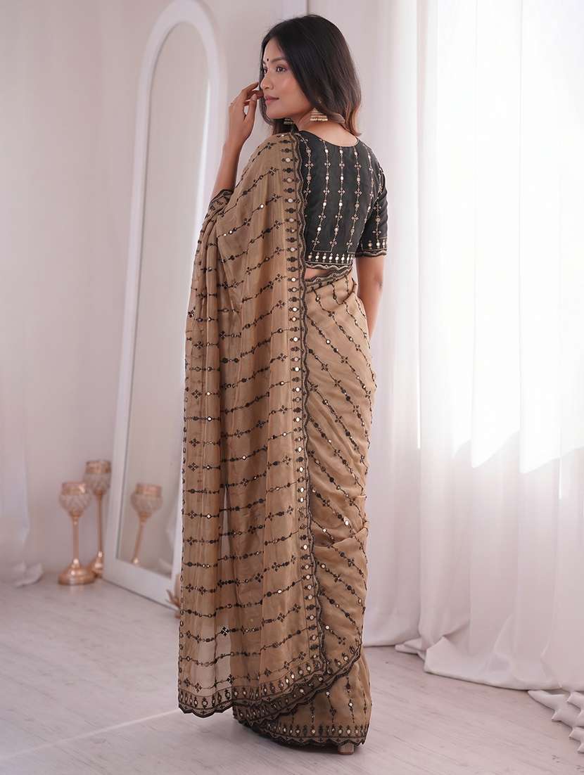 women solid with work embroidered saree with blouse - 22547897 -  Standard Image - 3