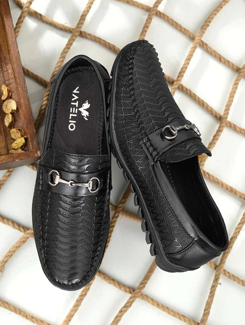 men textured slip on horsebit loafer