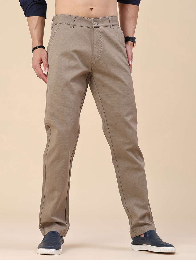 men solid mid rise chinos casual trouser