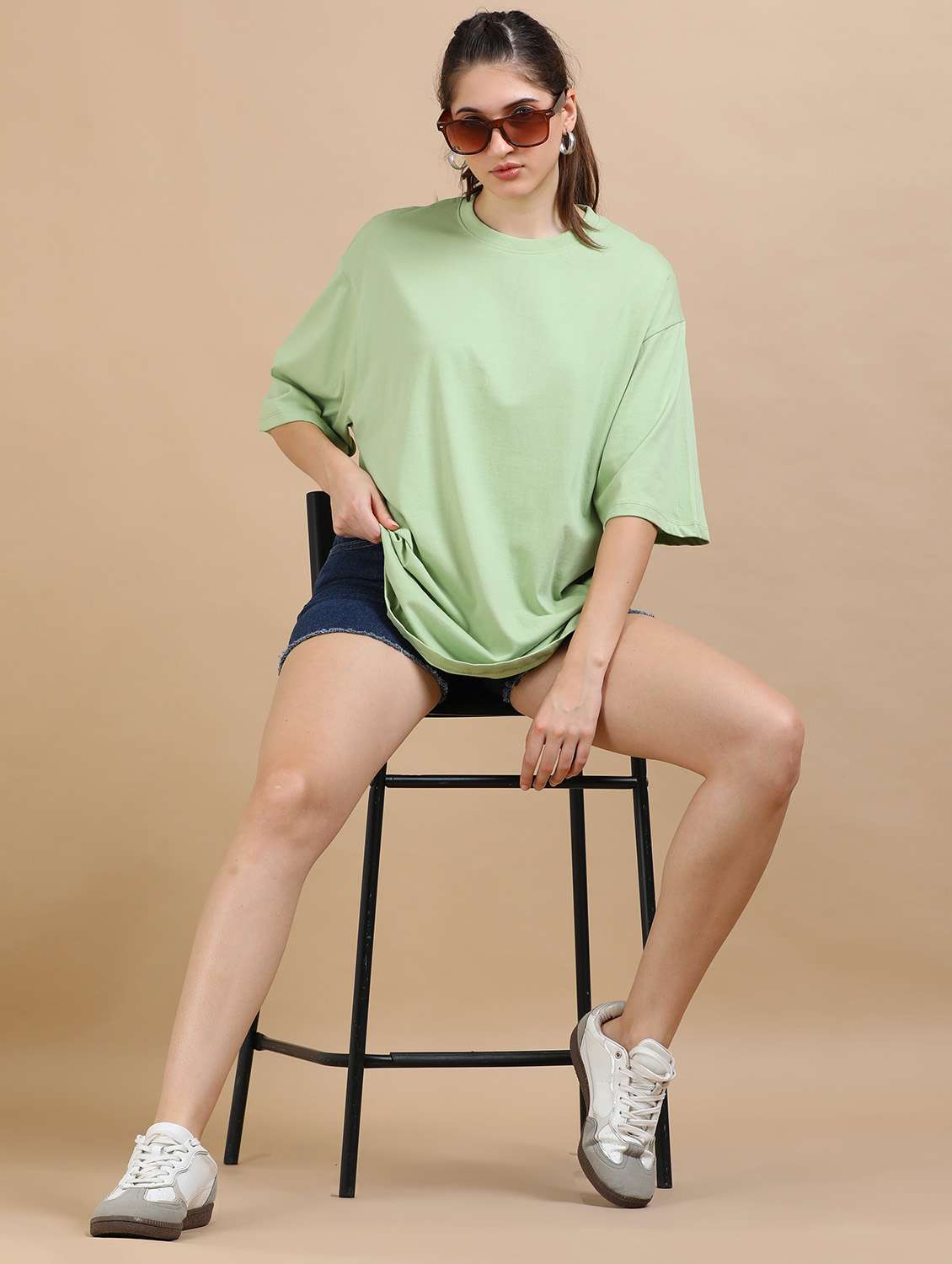 women solid short sleeves oversized t-shirt - 22547932 -  Standard Image - 5