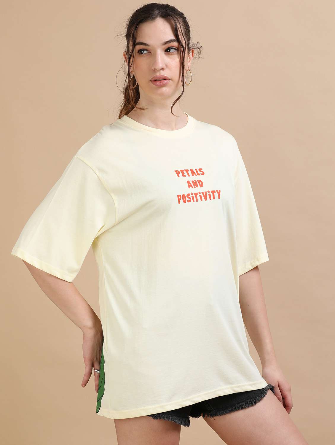women printed short sleeves oversized t-shirt - 22547957 -  Standard Image - 3