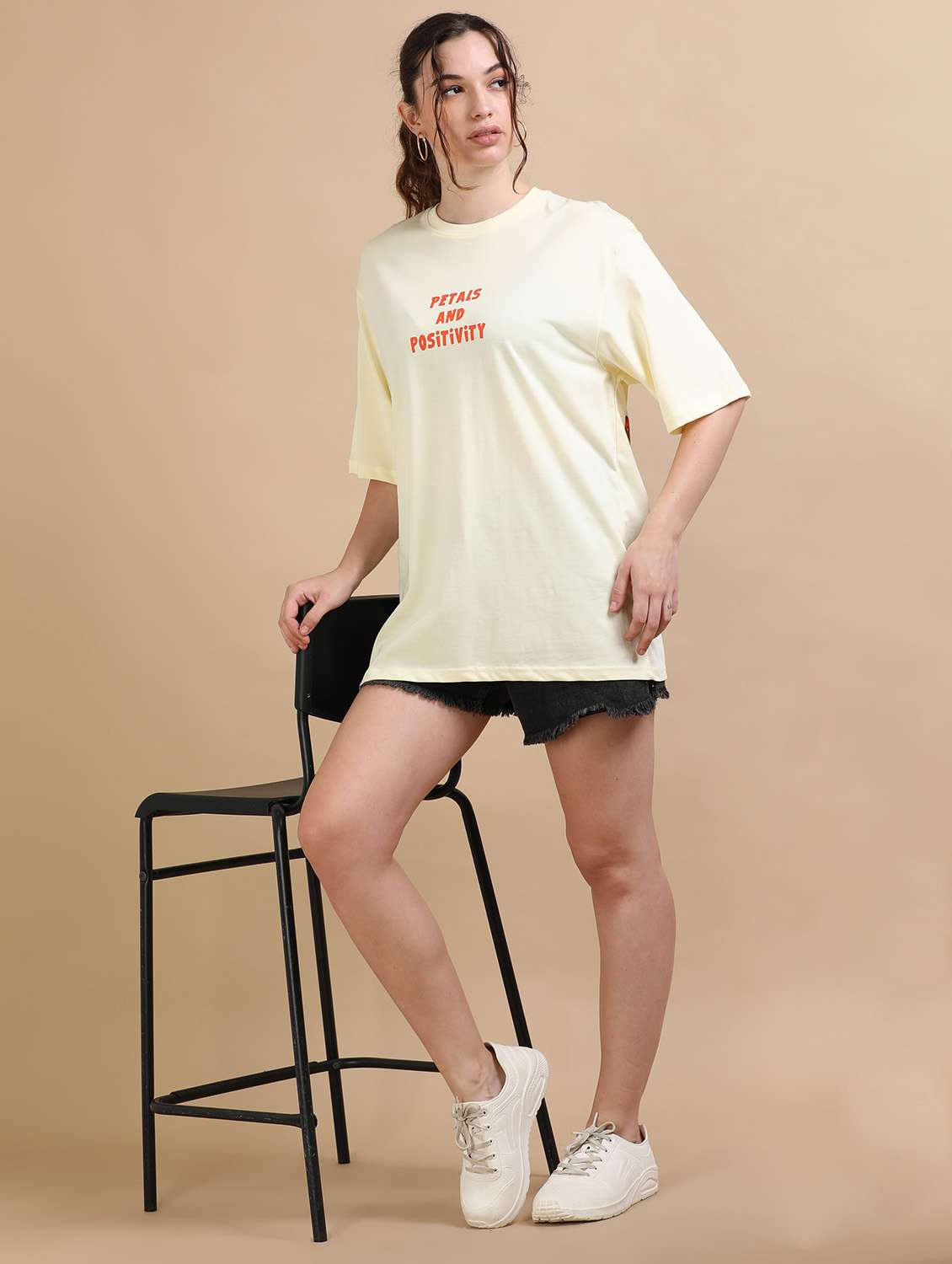 women printed short sleeves oversized t-shirt - 22547957 -  Standard Image - 5