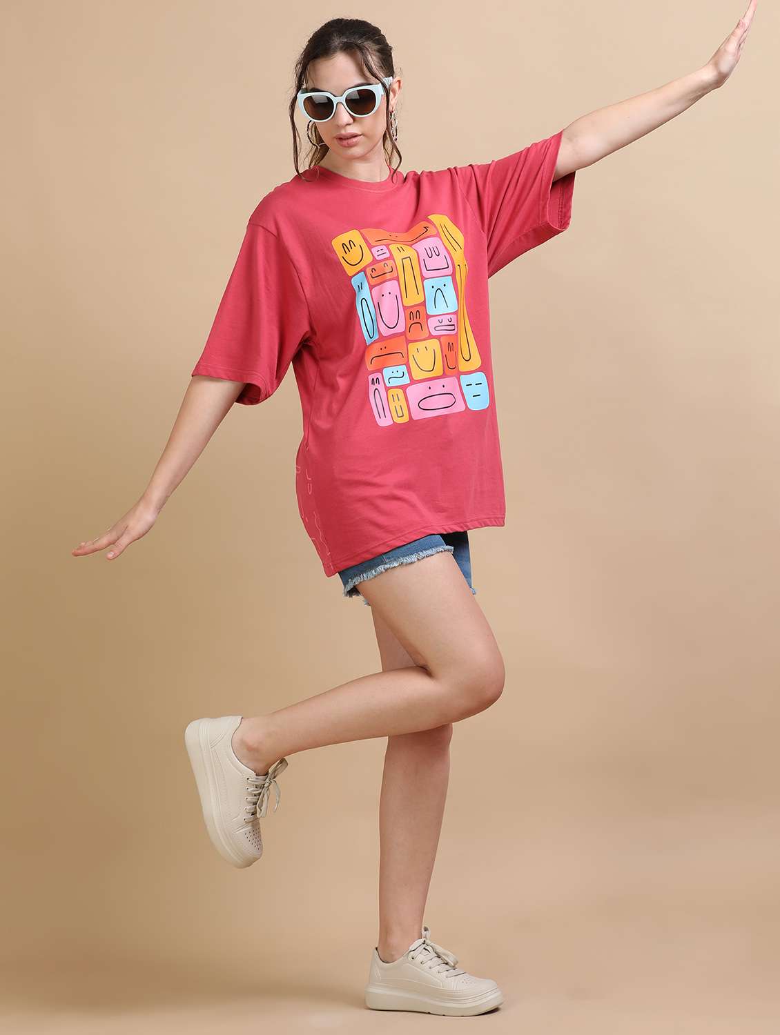 women printed short sleeves oversized t-shirt - 22547964 -  Standard Image - 5