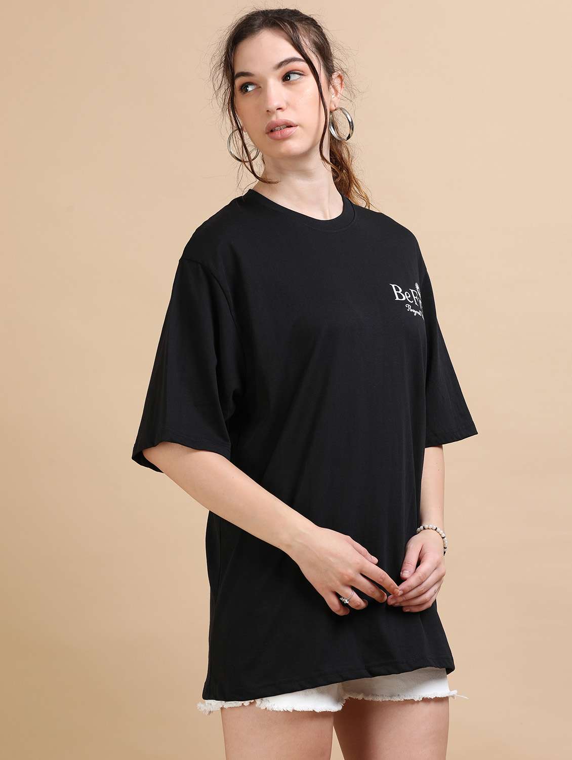 women printed short sleeves oversized t-shirt - 22547990 -  Standard Image - 3