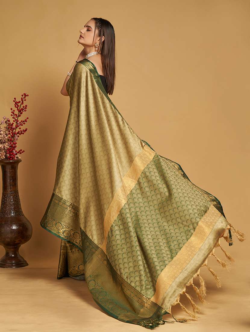 Women Self Design Bordered Saree With Blouse - 22548108 -  Standard Image - 3