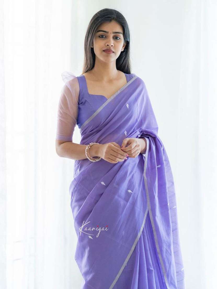 women self design handloom saree with blouse - 22548112 -  Standard Image - 3