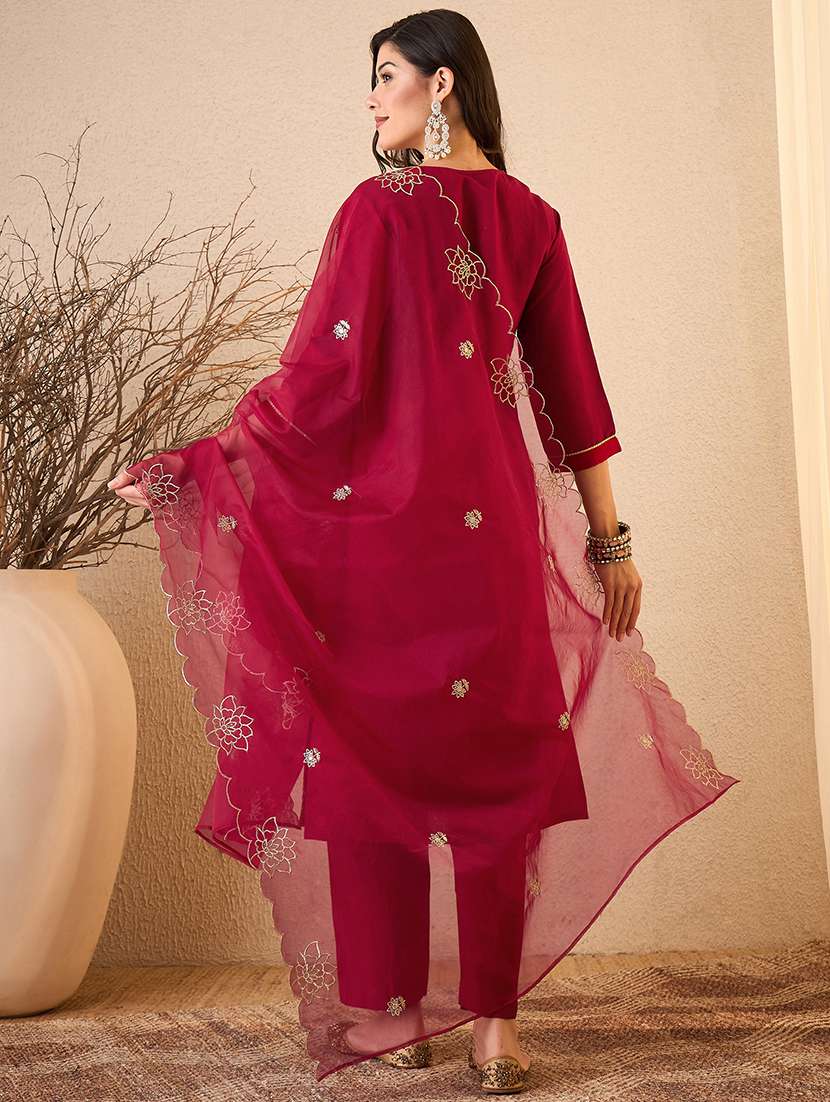 women embroidered three quarter sleeve kurta pant with dupatta set - 22548117 -  Standard Image - 3