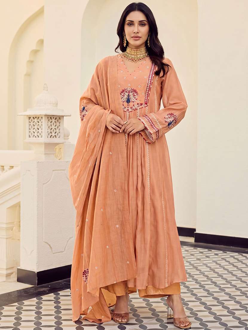 women embroidered long sleeve kurta pant with dupatta set