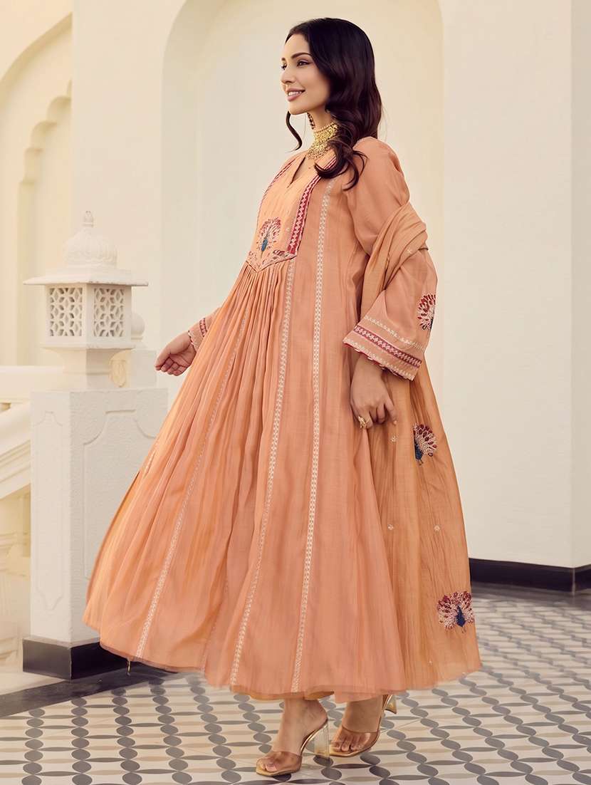 women embroidered long sleeve kurta pant with dupatta set - 22548120 -  Standard Image - 3