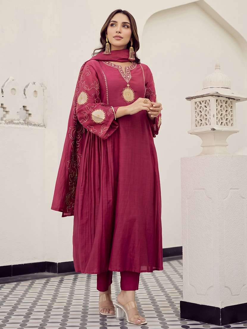 women embroidered long sleeve kurta pant with dupatta set - 22548124 -  Standard Image - 3