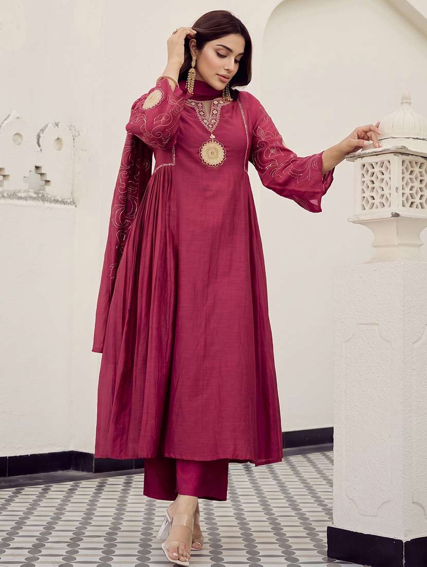 women embroidered long sleeve kurta pant with dupatta set - 22548124 -  Standard Image - 5