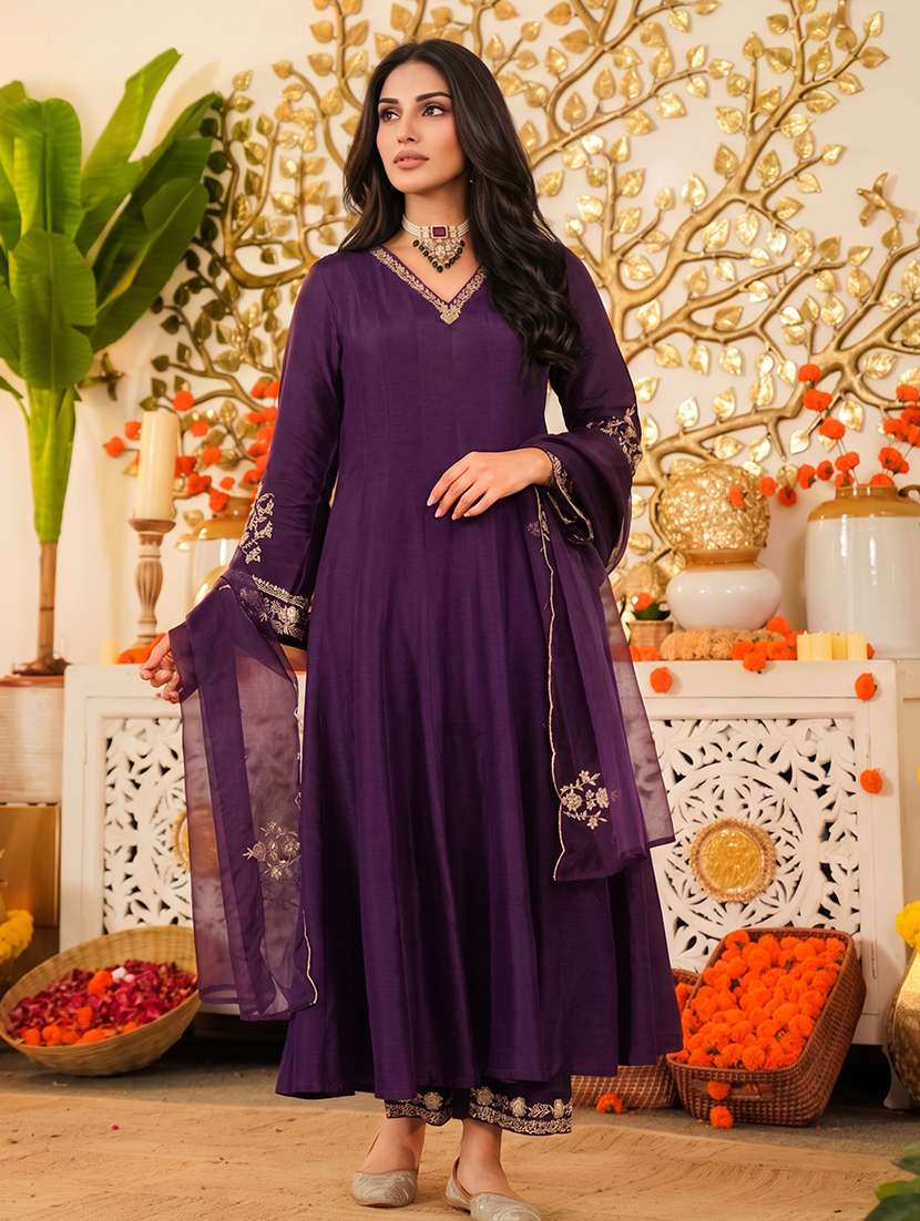 women embroidered long sleeve kurta pant with dupatta set - 22548126 -  Standard Image - 3
