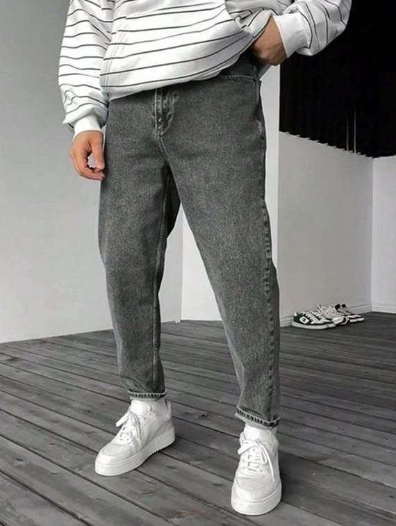 men washed mid rise relaxed fit jeans