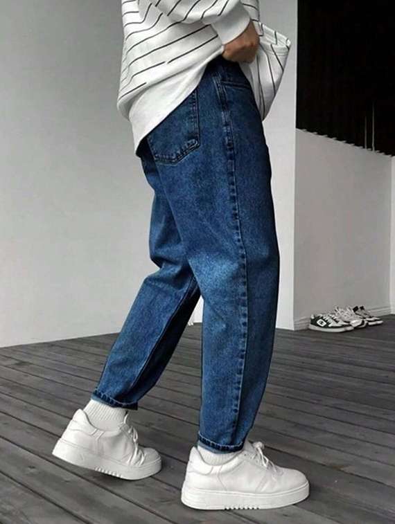 men washed mid rise relaxed fit jeans - 22548201 -  Standard Image - 3