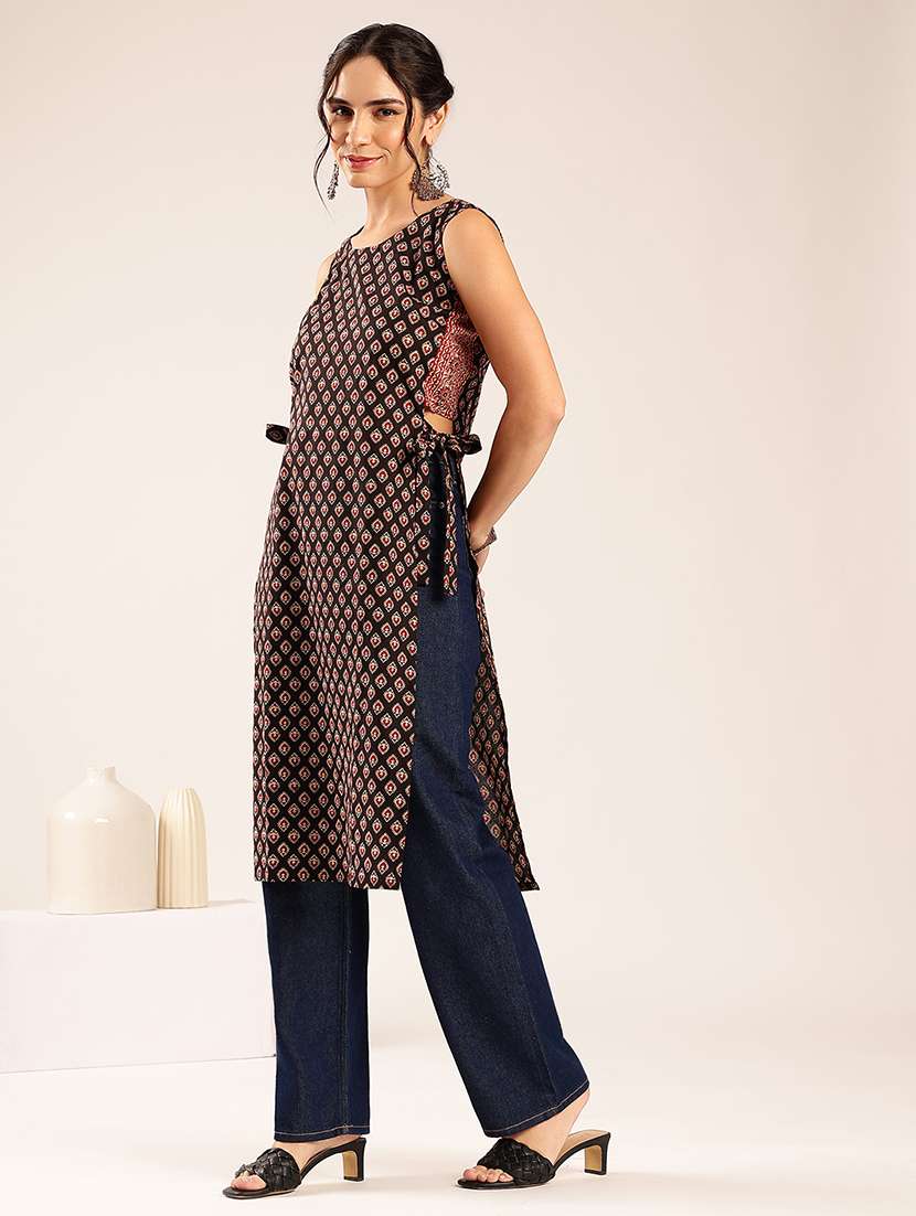 women printed sleeveless straight kurta - 22548333 -  Standard Image - 3