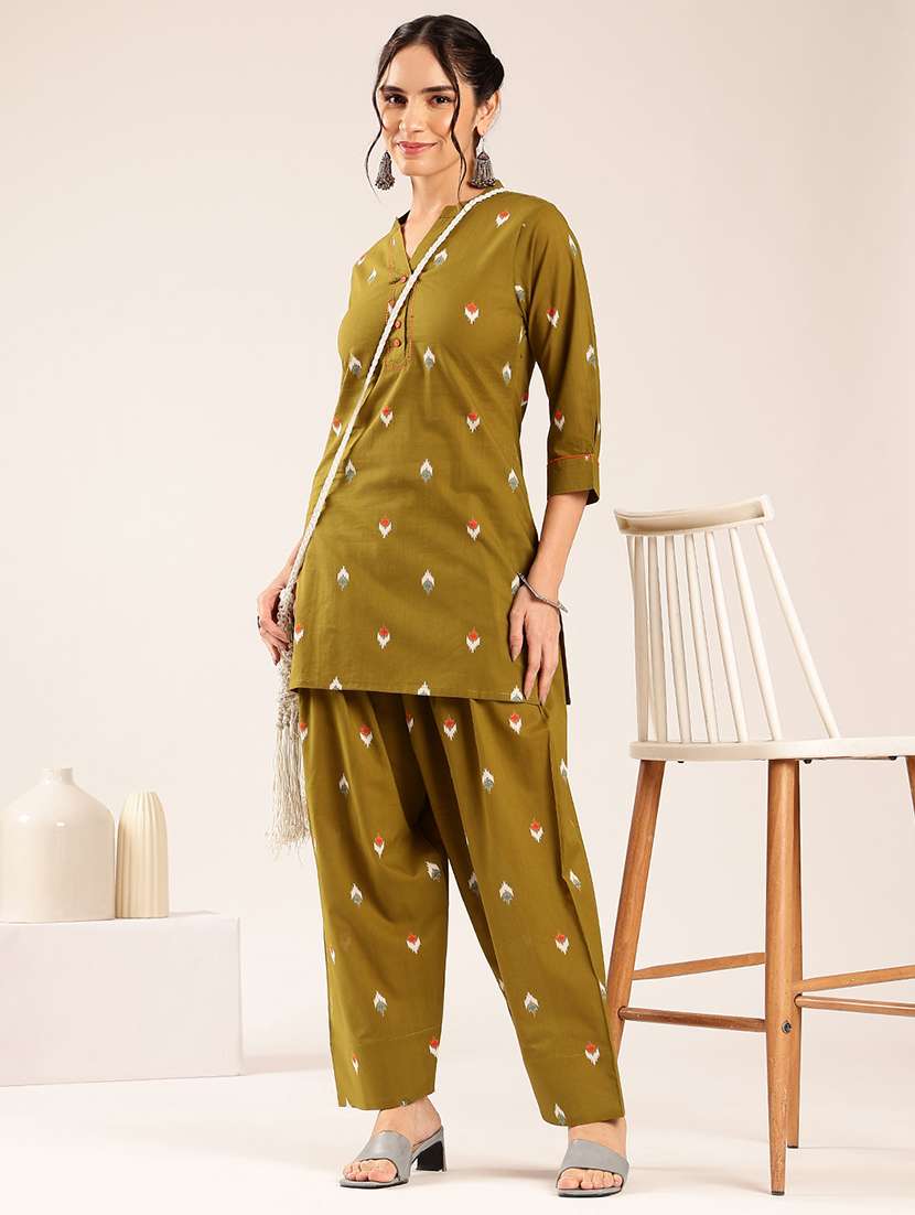 women printed three quarter sleeves ethnic co-ord set