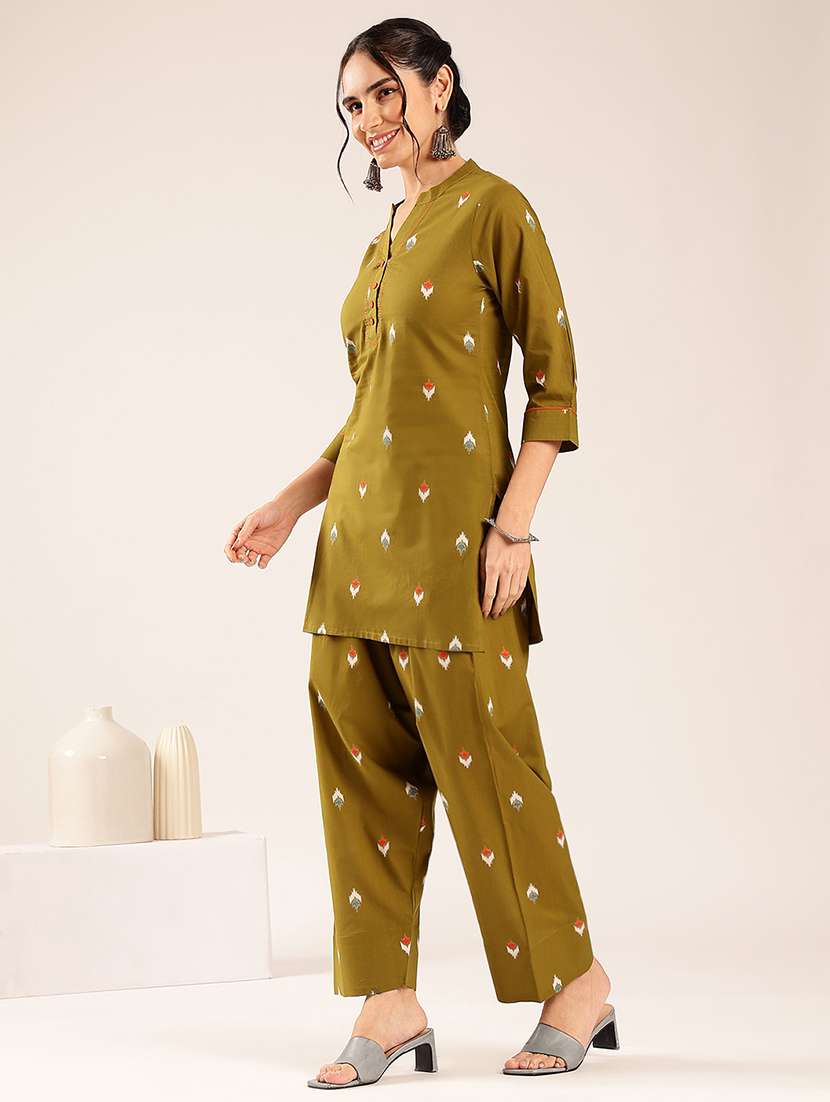 women printed three quarter sleeves ethnic co-ord set - 22548343 -  Standard Image - 3
