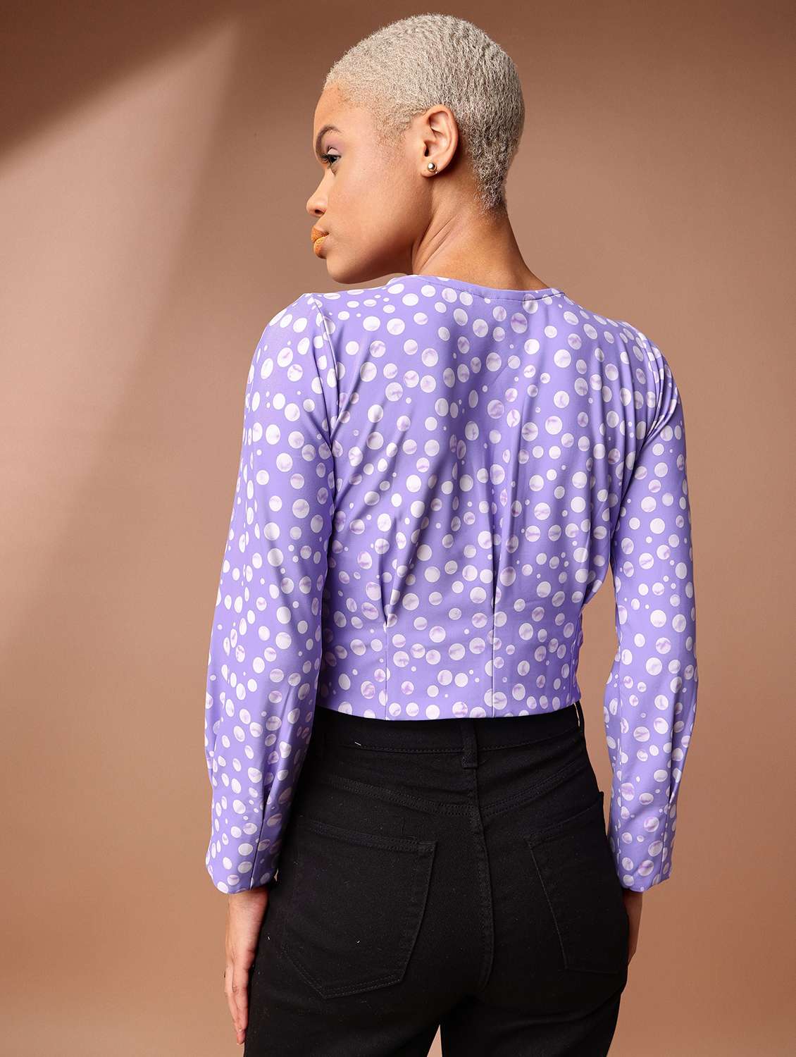 women printed long sleeves crop top - 22549015 -  Standard Image - 3
