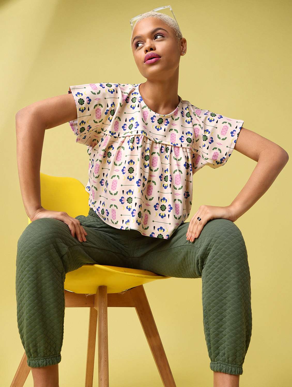 women printed short sleeves flared top