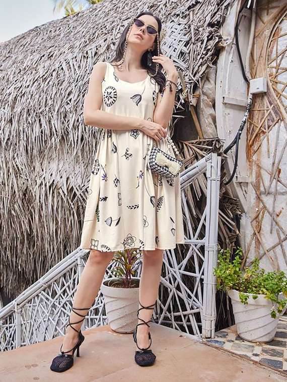 women printed sleeveless fit and flare dress