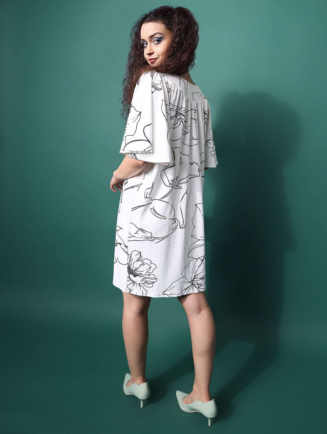 women printed round neck shift dress - 22549290 -  Standard Image - 3