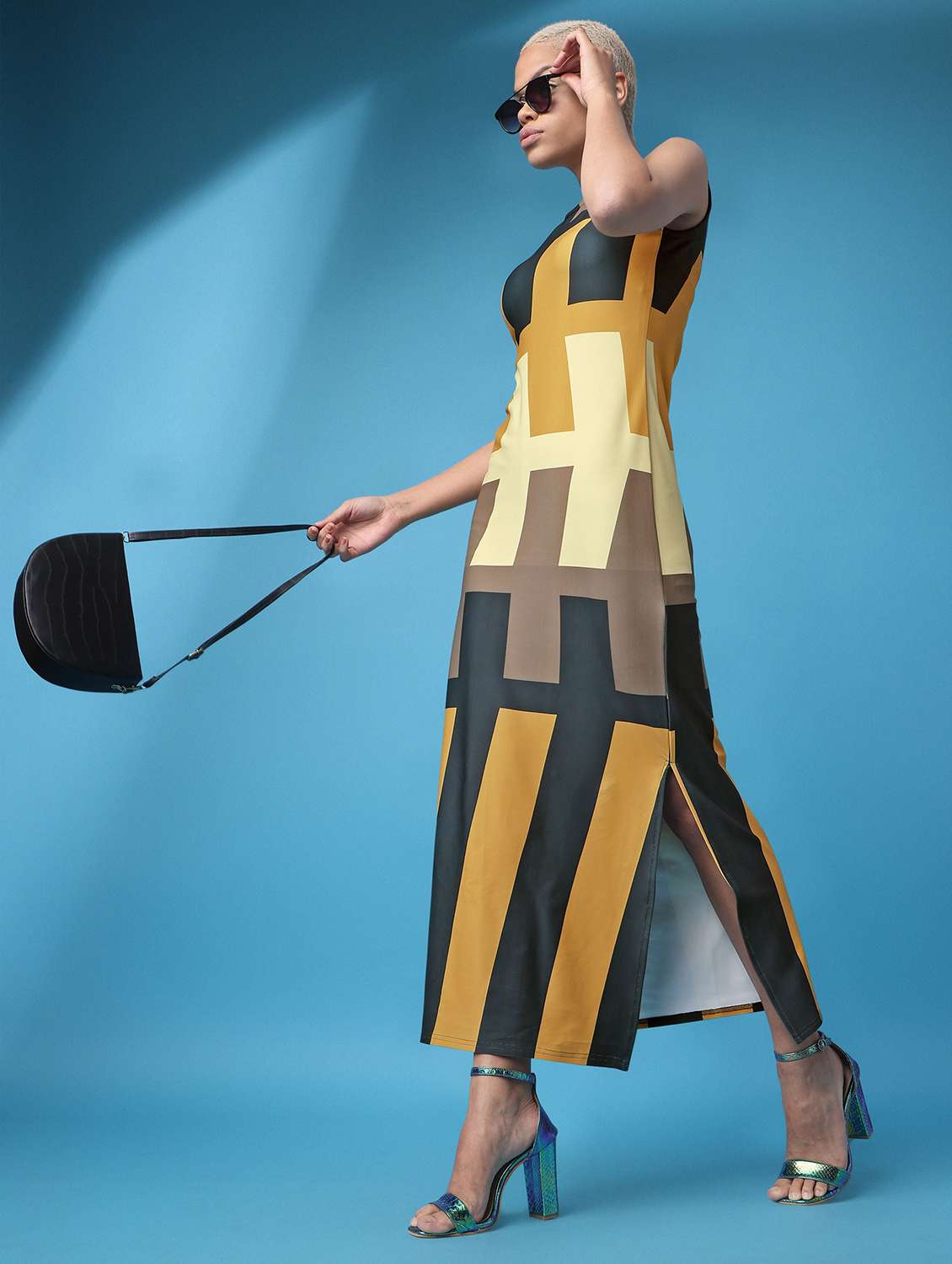 women printed sleeveless sheath dress