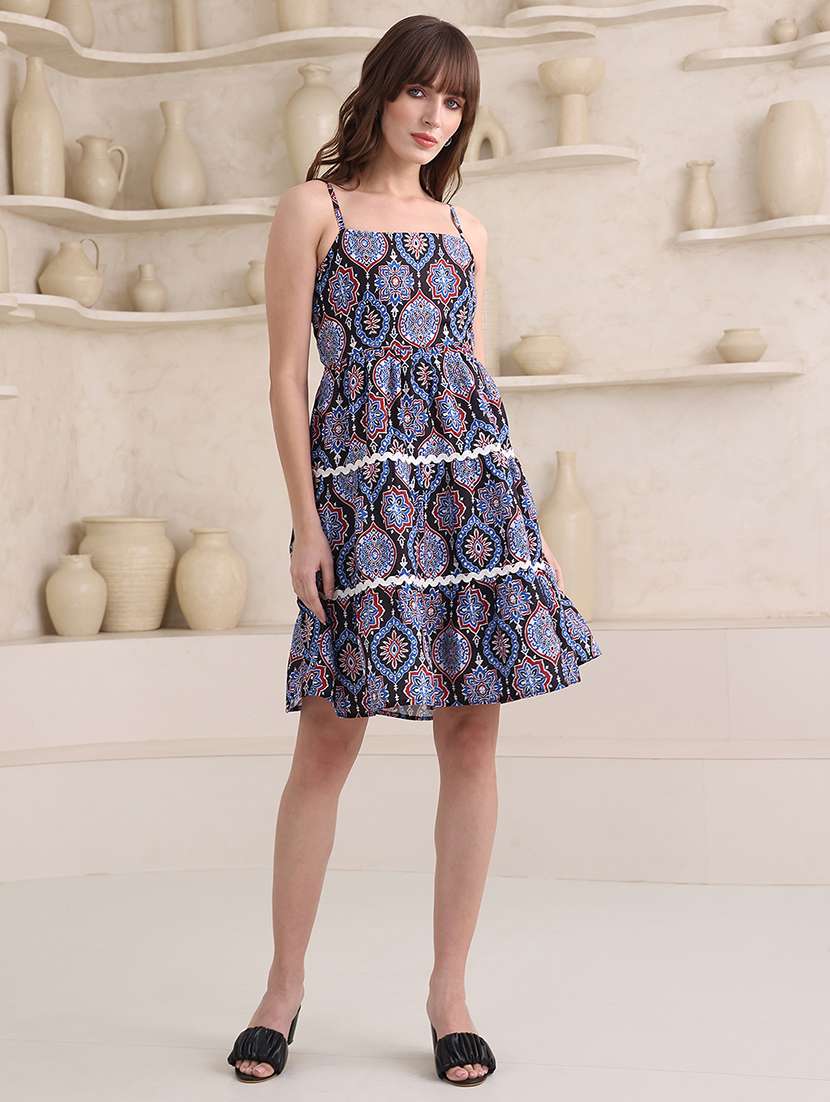 women printed shoulder strap tiered dress