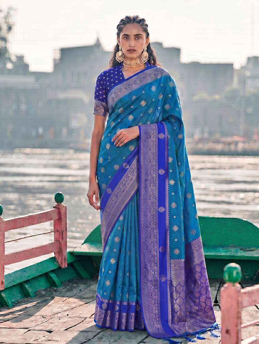 women self design banarasi saree with blouse