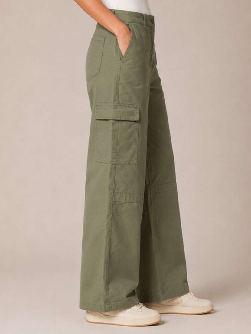 women solid mid rise regular fit cargo - 22549731 -  Standard Image - 3