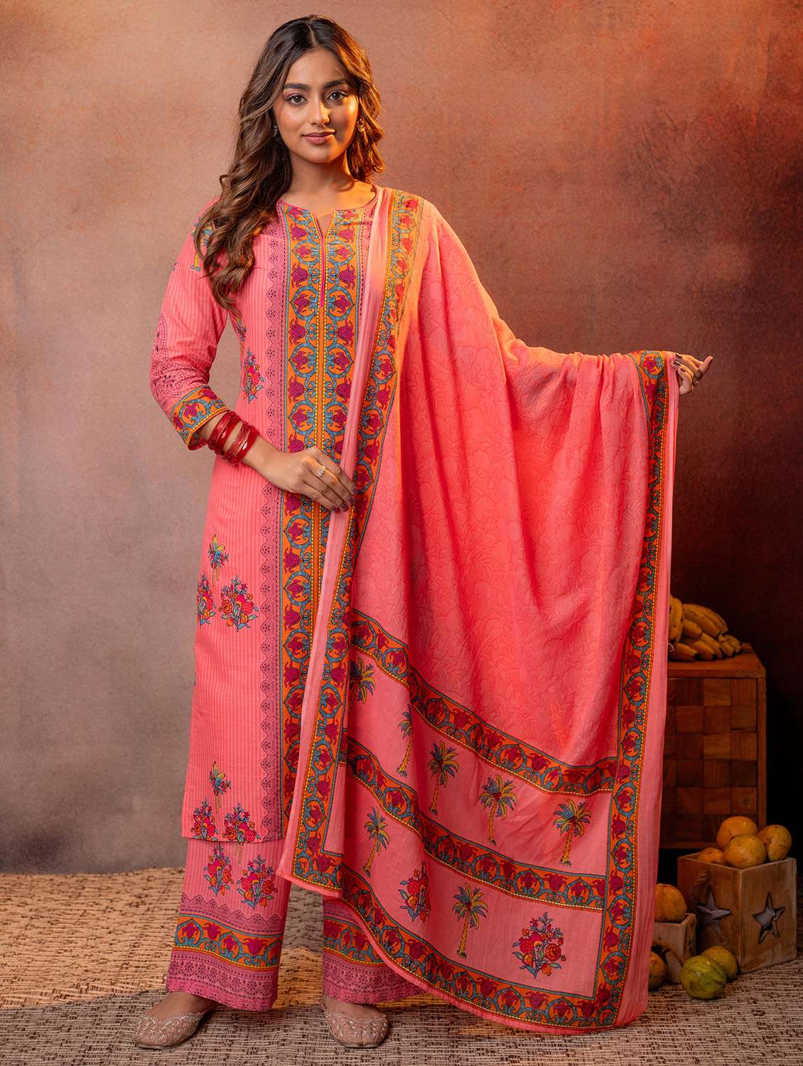 women printed three quarter sleeve kurta pant with dupatta set