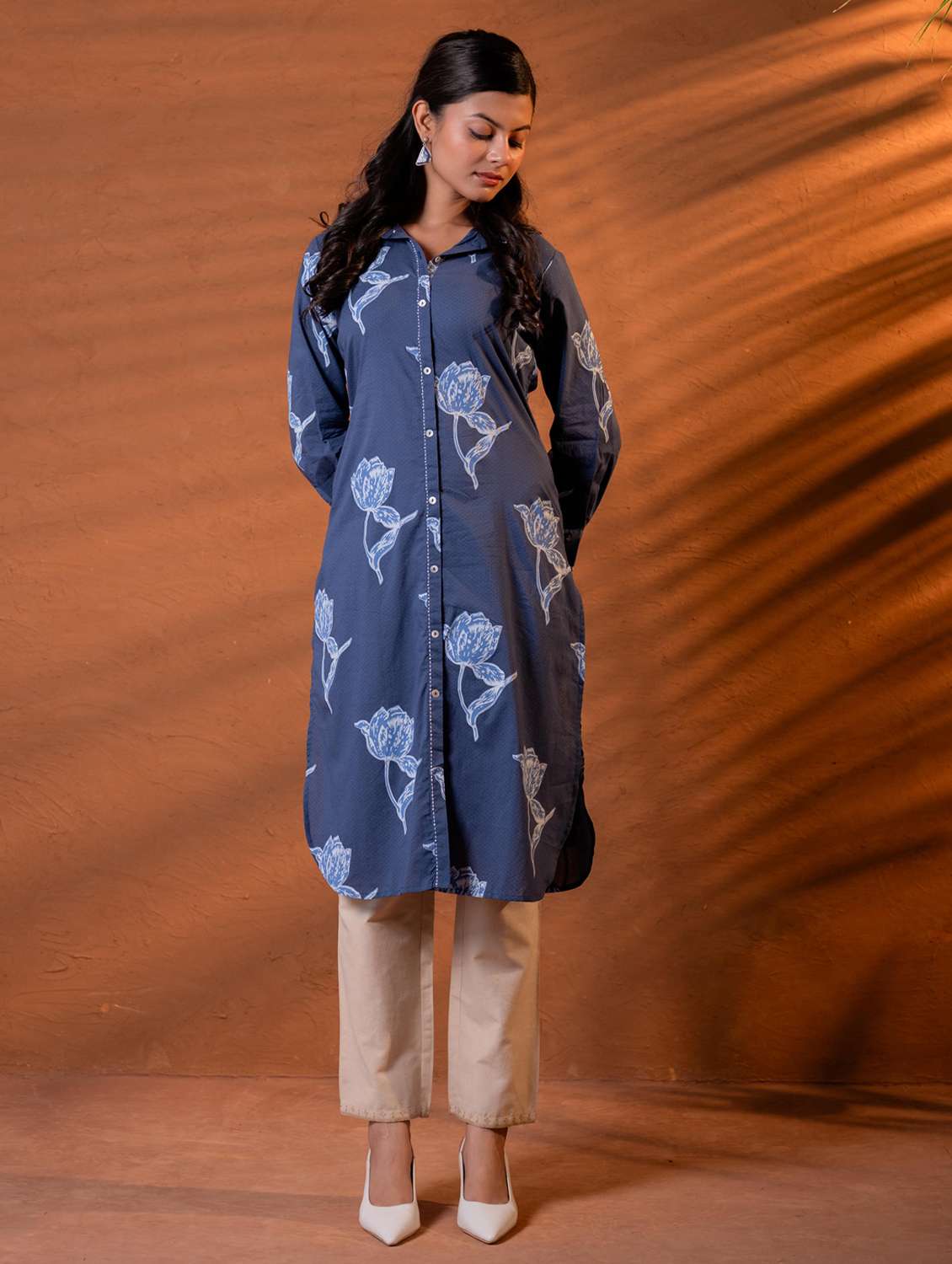women printed three quarter sleeves straight kurta