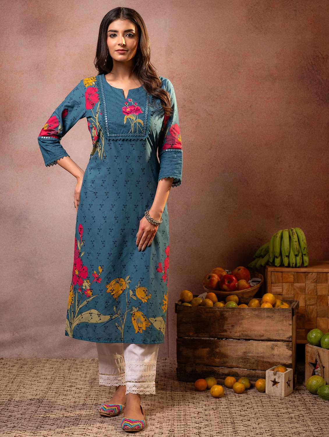 women printed three quarter sleeves straight kurta