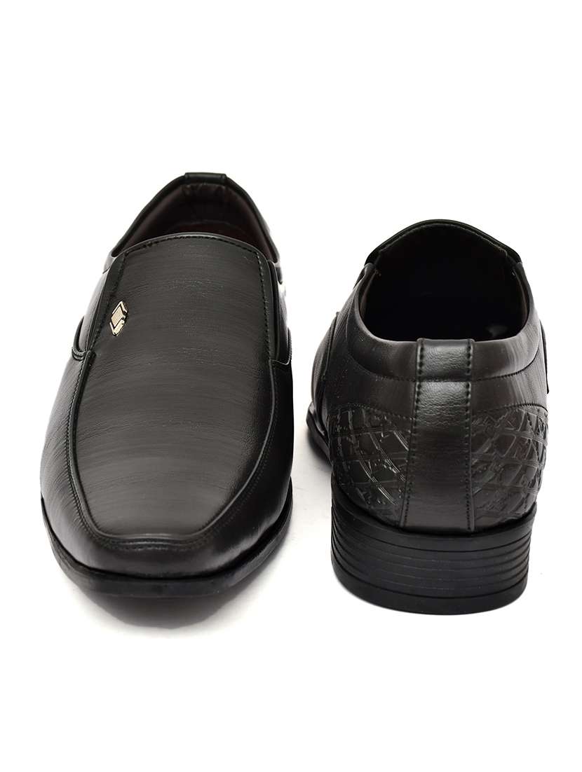 men solid slip on formal shoes - 22550335 -  Standard Image - 3