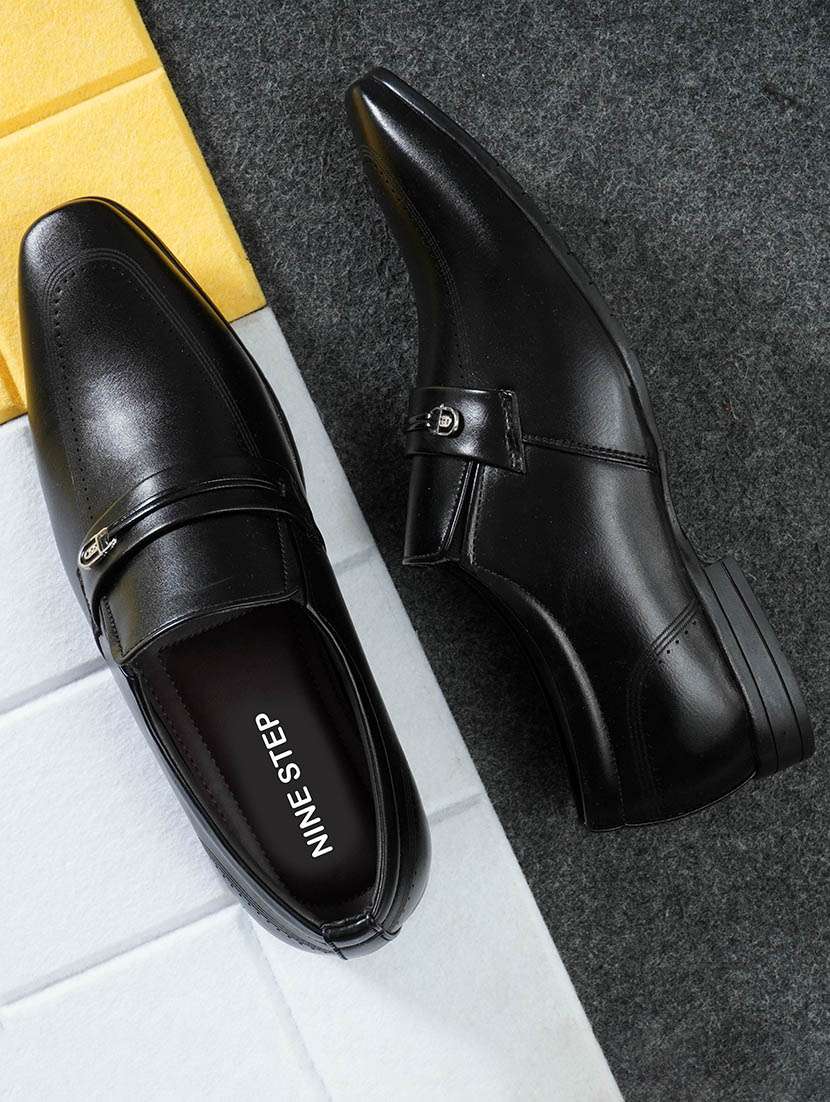 men solid slip on formal shoes