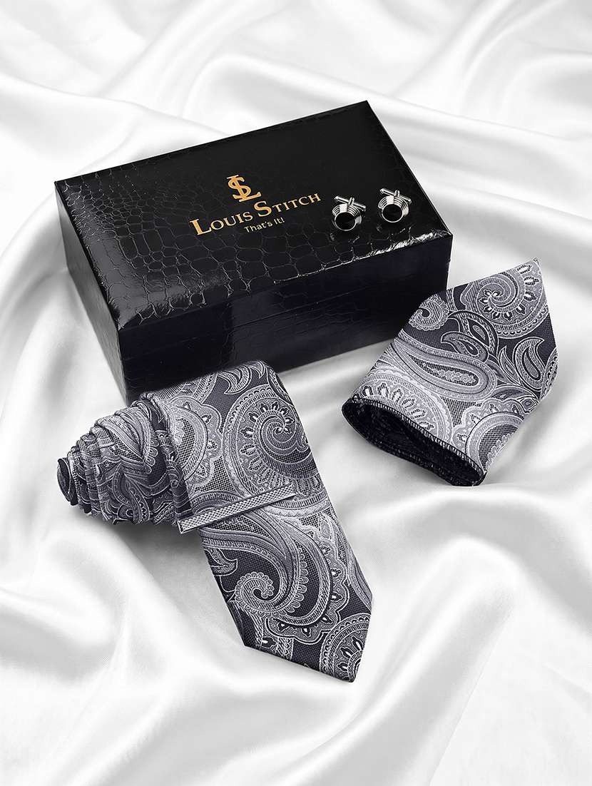 work wear paisley pattern tie pocket square and cufflinks set