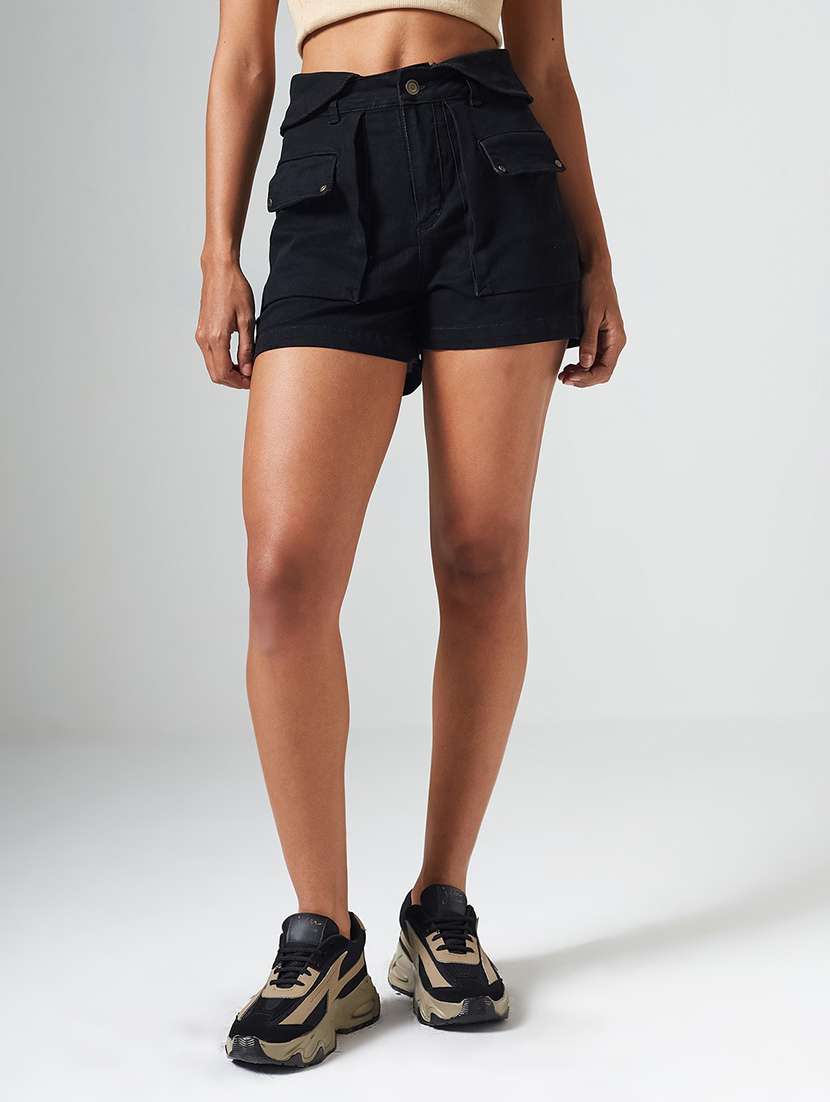 women solid high rise regular fit shorts