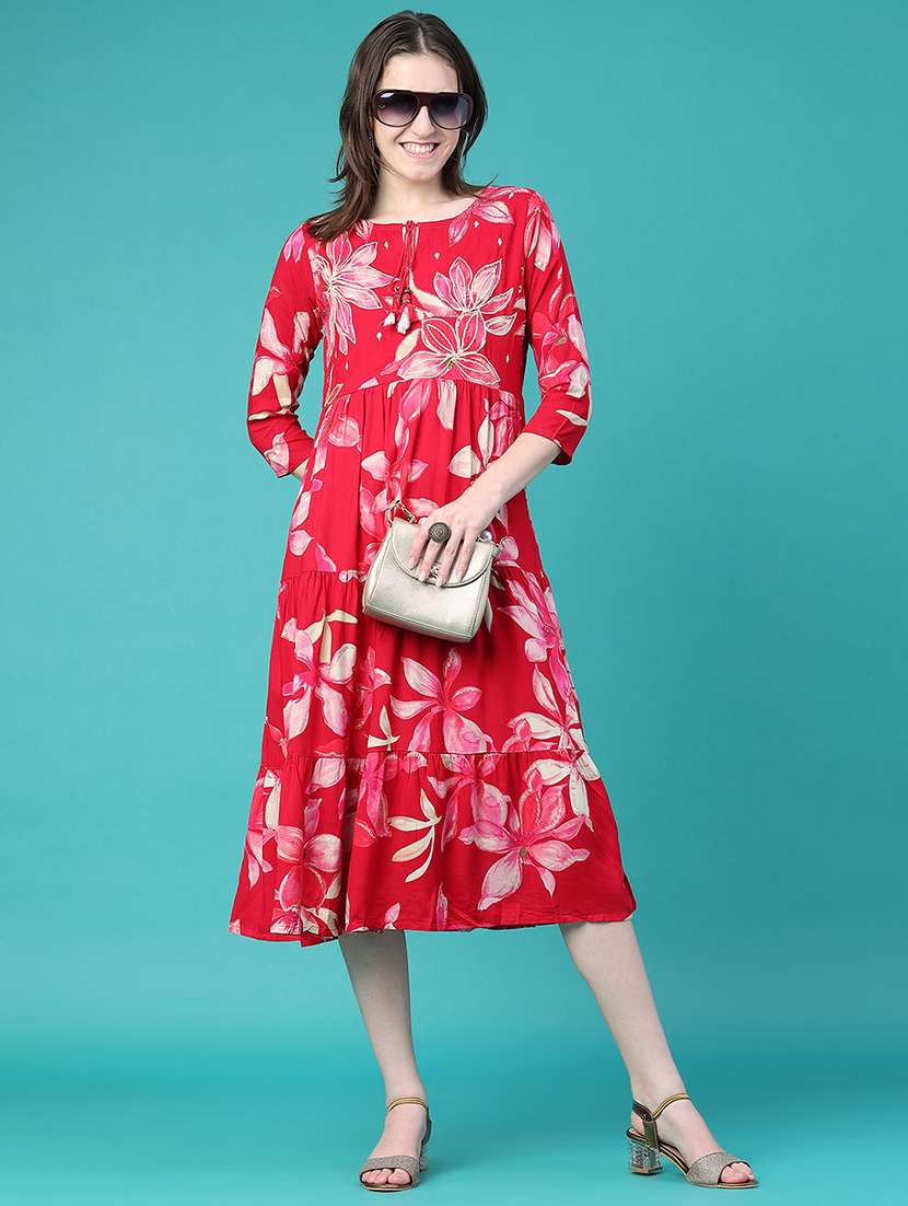 women printed three quarter sleeves tiered dress