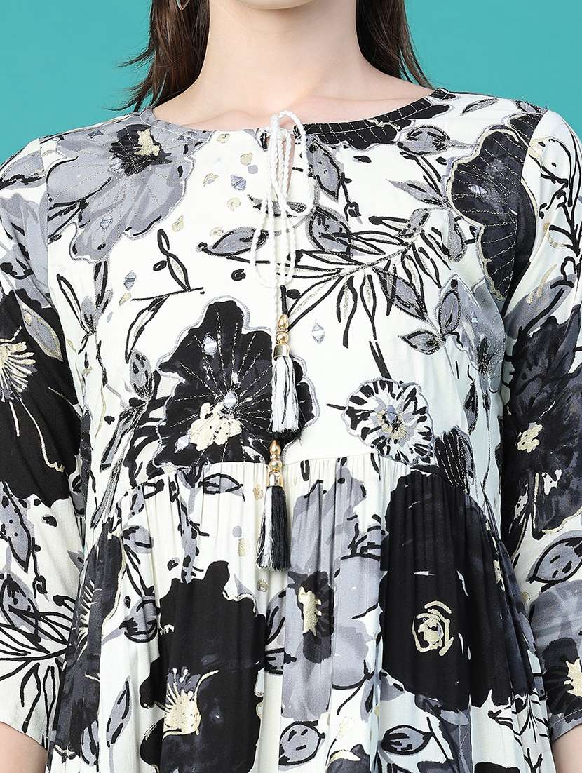 women printed three quarter sleeves tiered dress - 22551988 -  Standard Image - 5