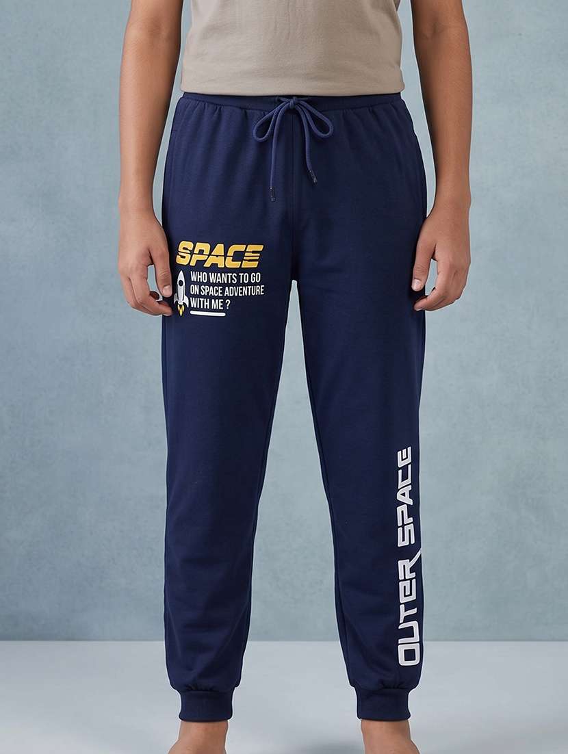 boys printed mid rise regular fit jogger