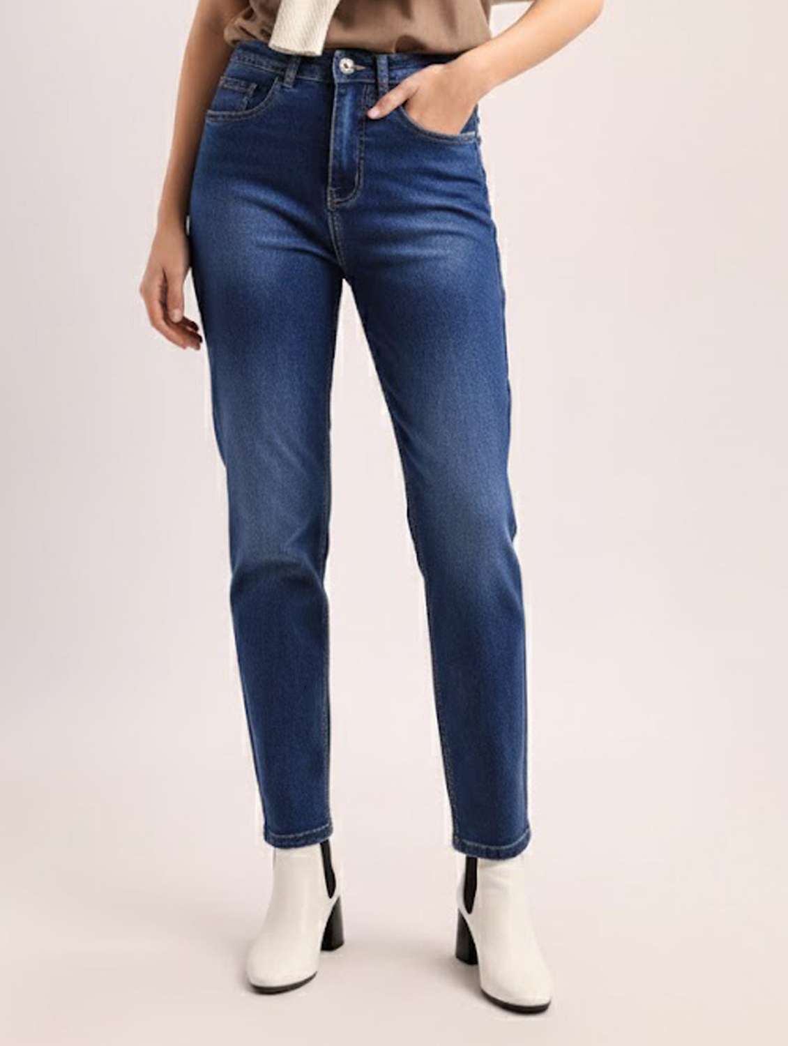 women washed high rise slim fit jeans