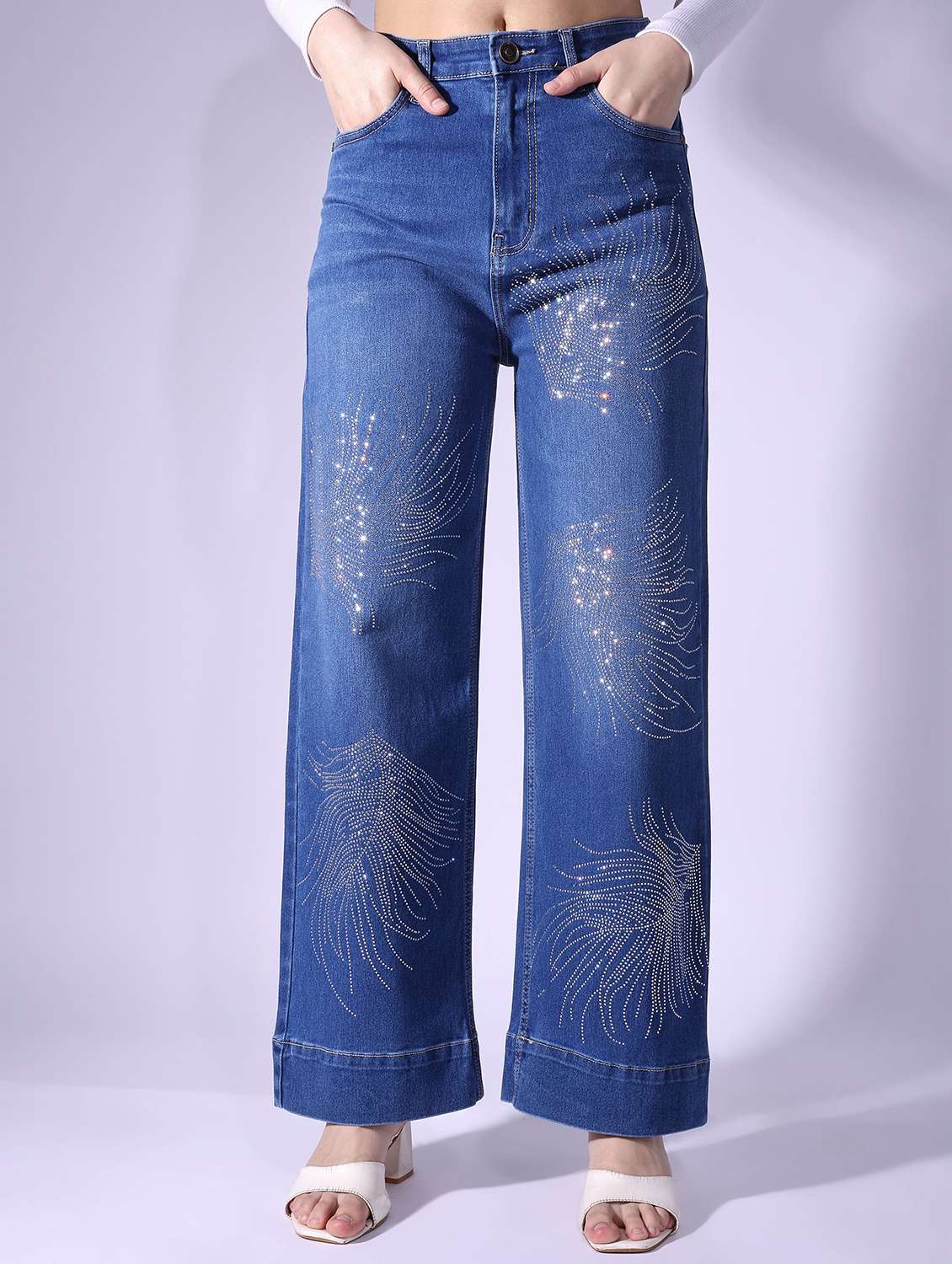 women embellished high rise straight fit jeans