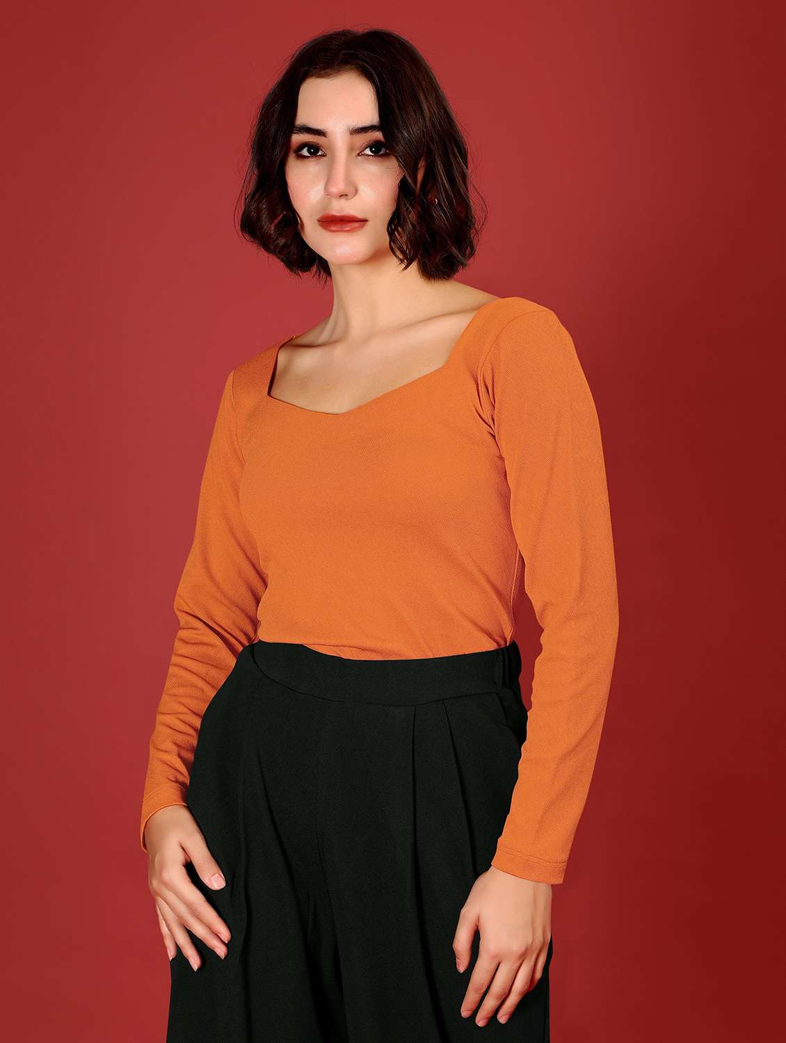 women solid long sleeves regular top