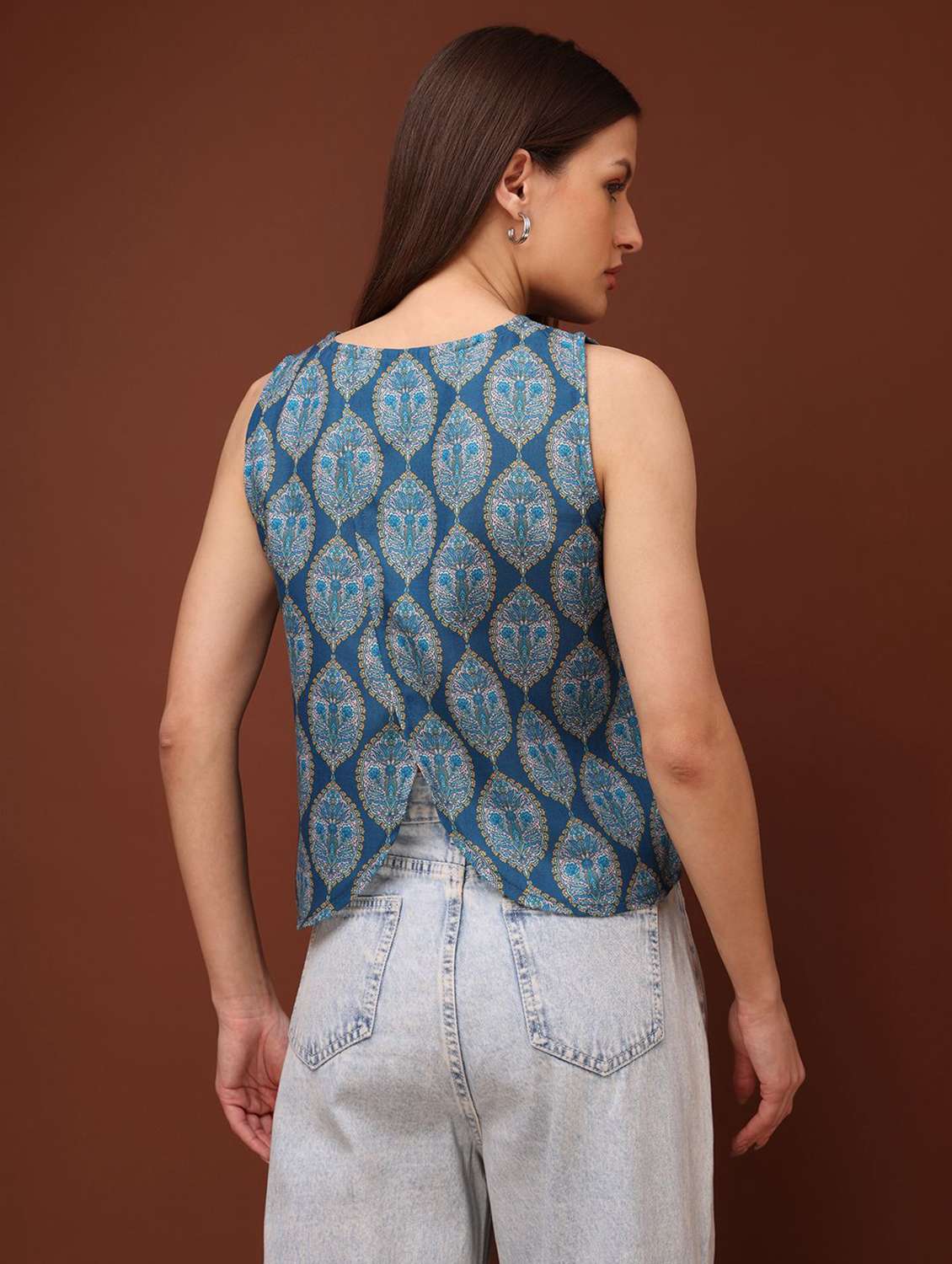teal cotton blend crop top - 22553627 -  Standard Image - 3