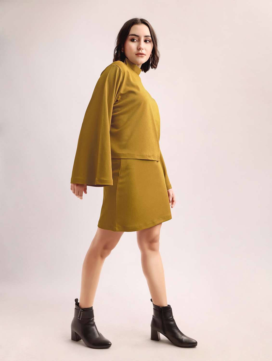 women solid long sleeves top and skirt set - 22553735 -  Standard Image - 3