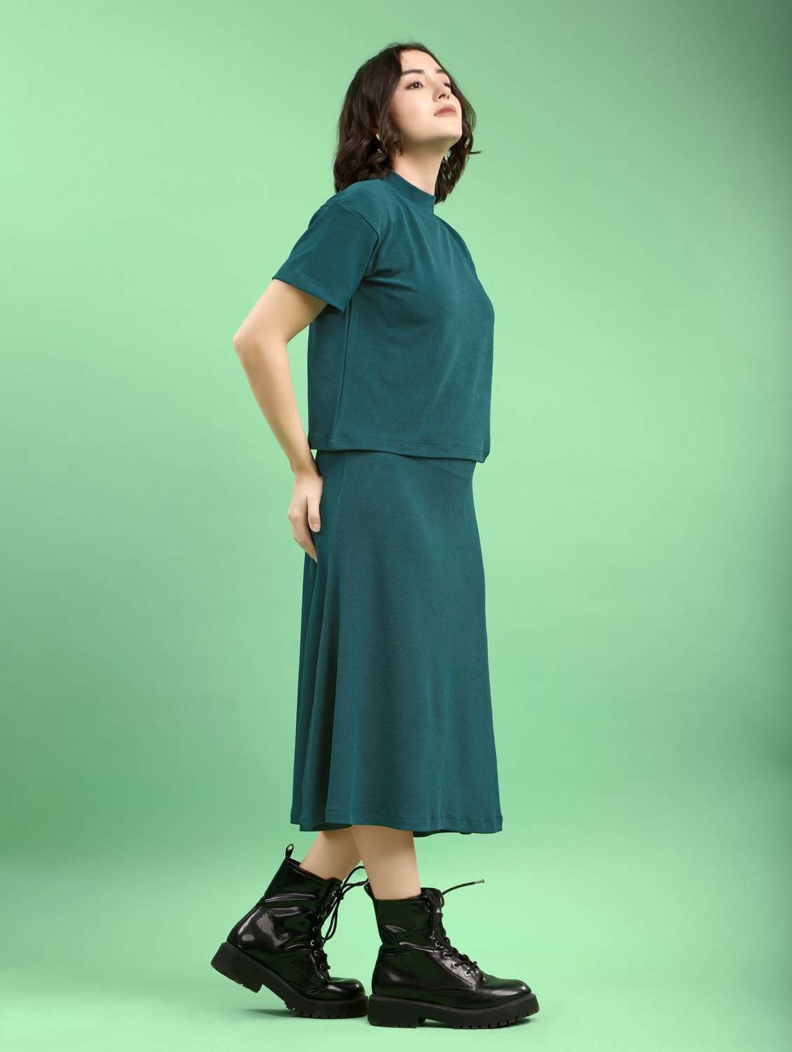 women solid short sleeves top and skirt set - 22553736 -  Standard Image - 3